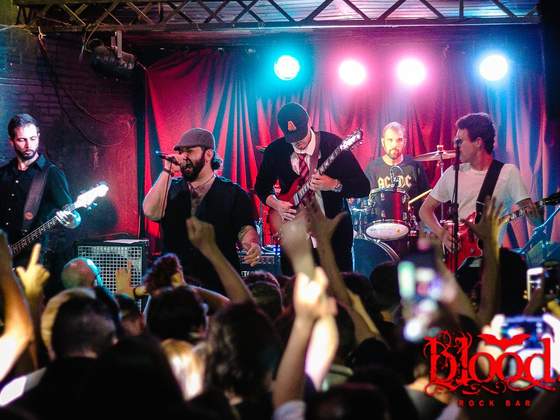 Festa Anos 80 na Blood Rock Bar
