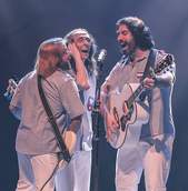 Geminis Bee Gees — Greatest Hits