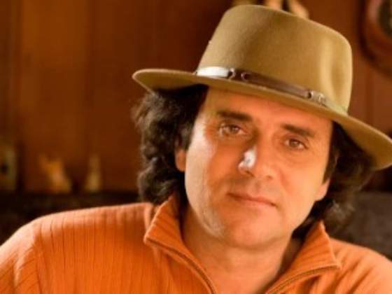 Almir Sater e Banda no Teatro Guaíra