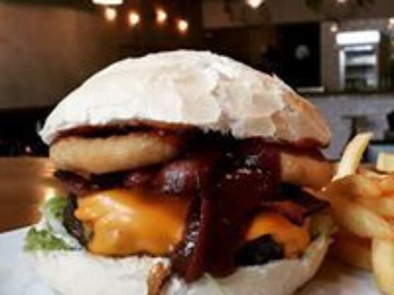 Chelsea Burgers & Shakes