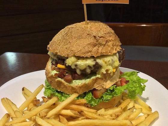 Bull's Burger e Beer