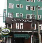 Aos Democratas da República de Curityba (fechado permanentemente)