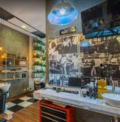 Chosen Barber Shop — Água Verde