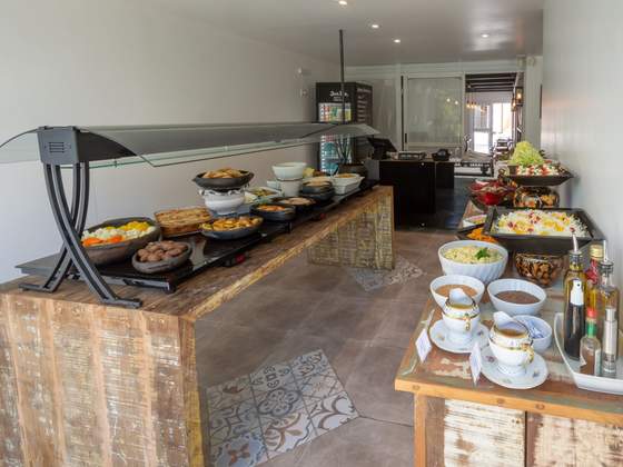 Buffet a quilo no restaurante Jovita