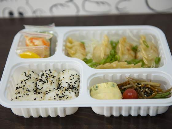 Maneki Café