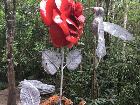Esculturas de Luiz Gagliastri na Ópera de Arame