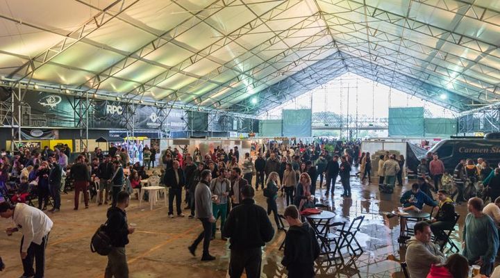Curitiba Eats and Beats terá sete horas de shows na Quadra Gastrô neste sábado