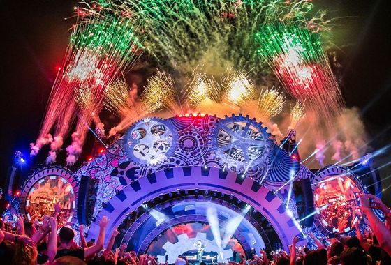 Villa Mix foi um sucesso mesmo com chuva e desfalque de artista