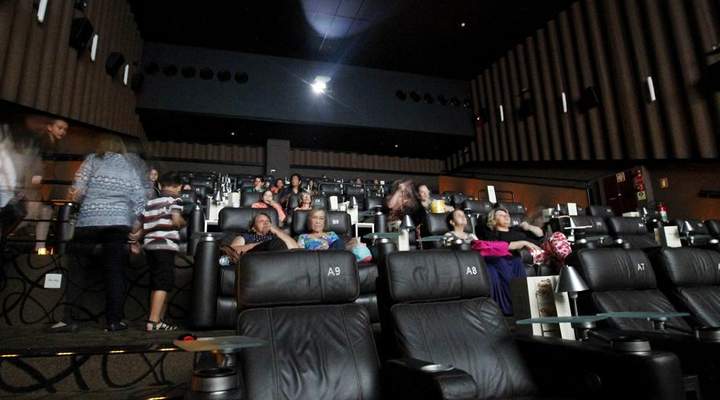 Rede de cinemas faz promoção com ingresso a R$ 6