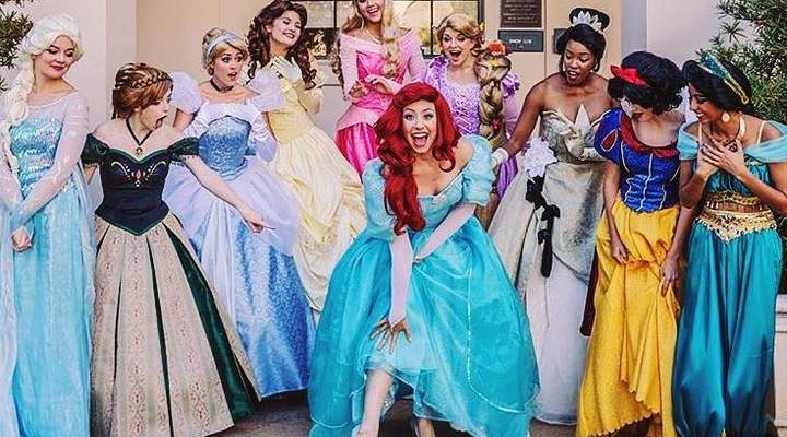 Festa à fantasia temática princesas da Disney é nesta sexta-feira (8)