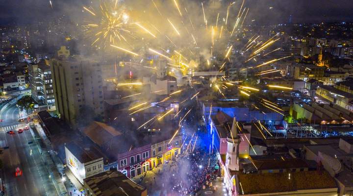 Auto de Natal transforma Centro Histórico em ópera a céu aberto