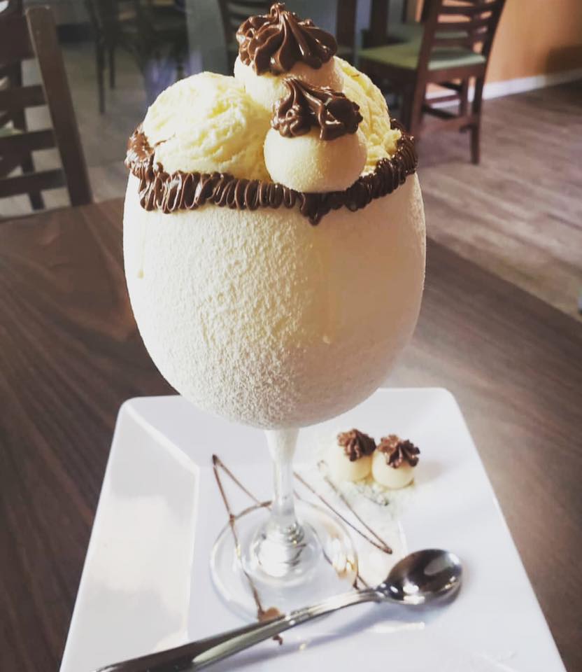 Sobremesa Genebra, a mais vendida na confeitaria Meu Mundo Açucarado. Foto: Reprodução/Facebook