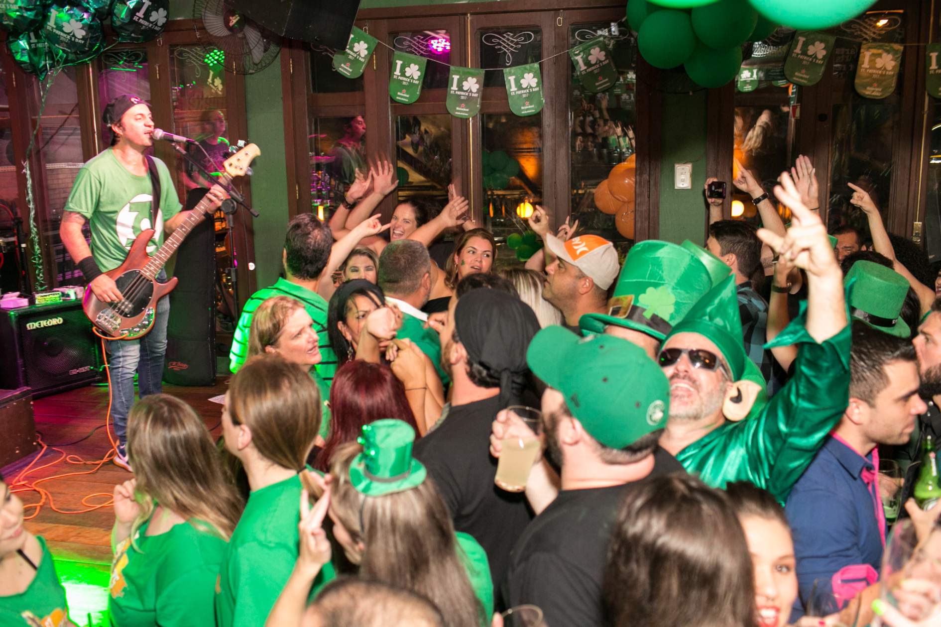 Roteiro de festas de Saint Patrick’s Day em Curitiba Eventos Guia Gazeta do Povo Roteiro de festas de Saint Patrick’s Day em Curitiba Eventos Guia Gazeta do Povo