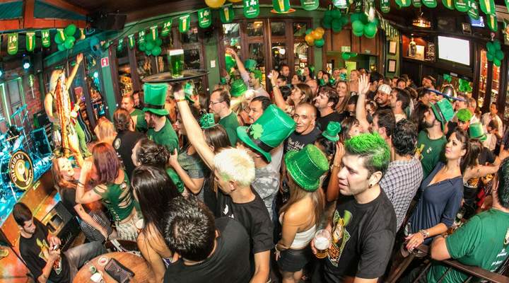 St. Patrick’s Day: bares de Curitiba fazem festas e promoções