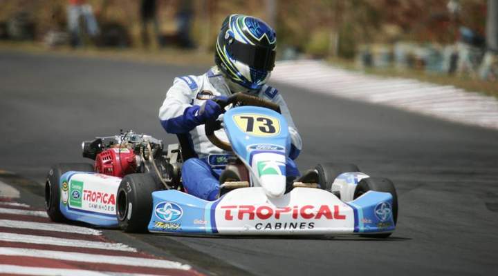 Lugares em Curitiba para você correr de kart